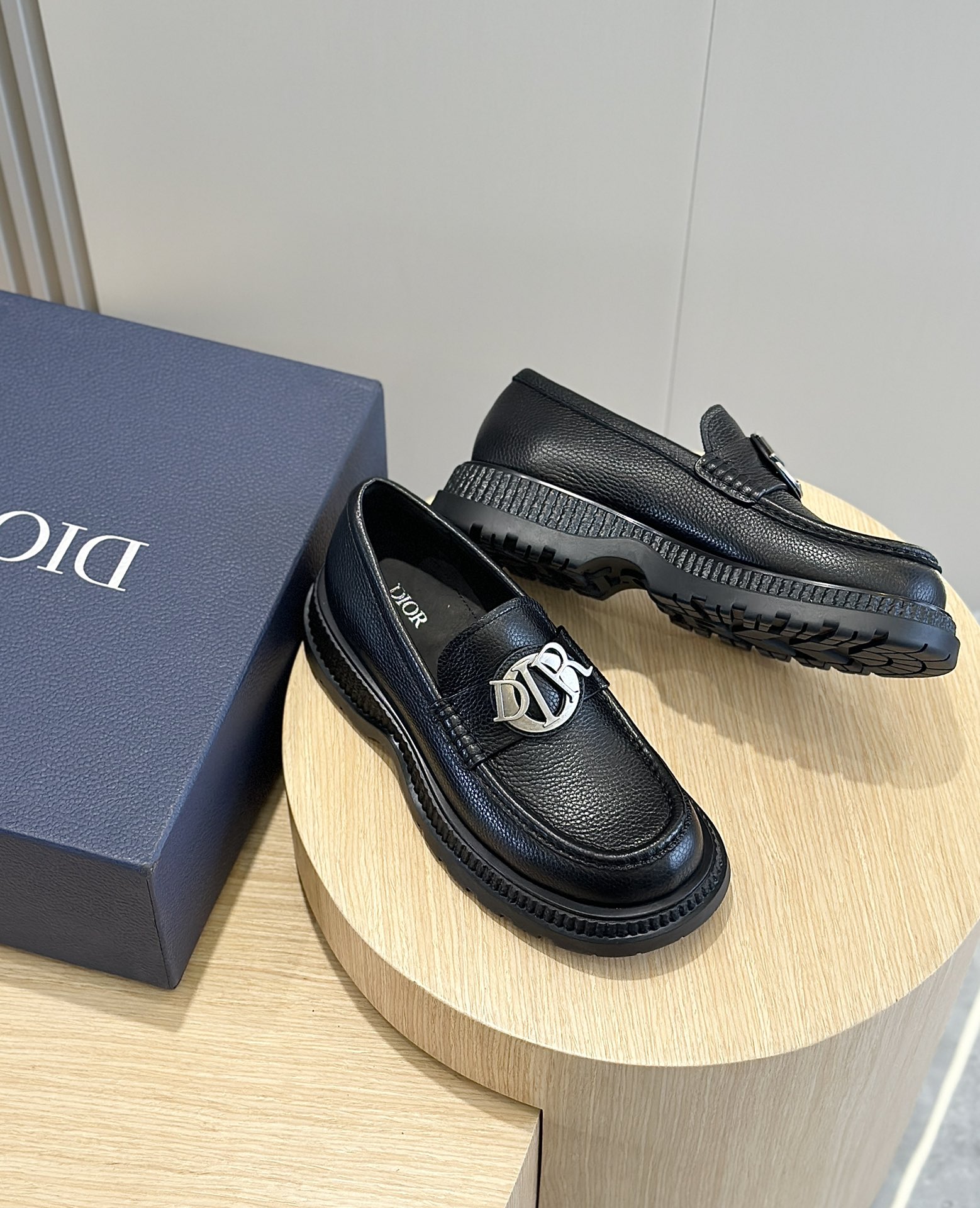 Loafers Cow Leather Black L-s