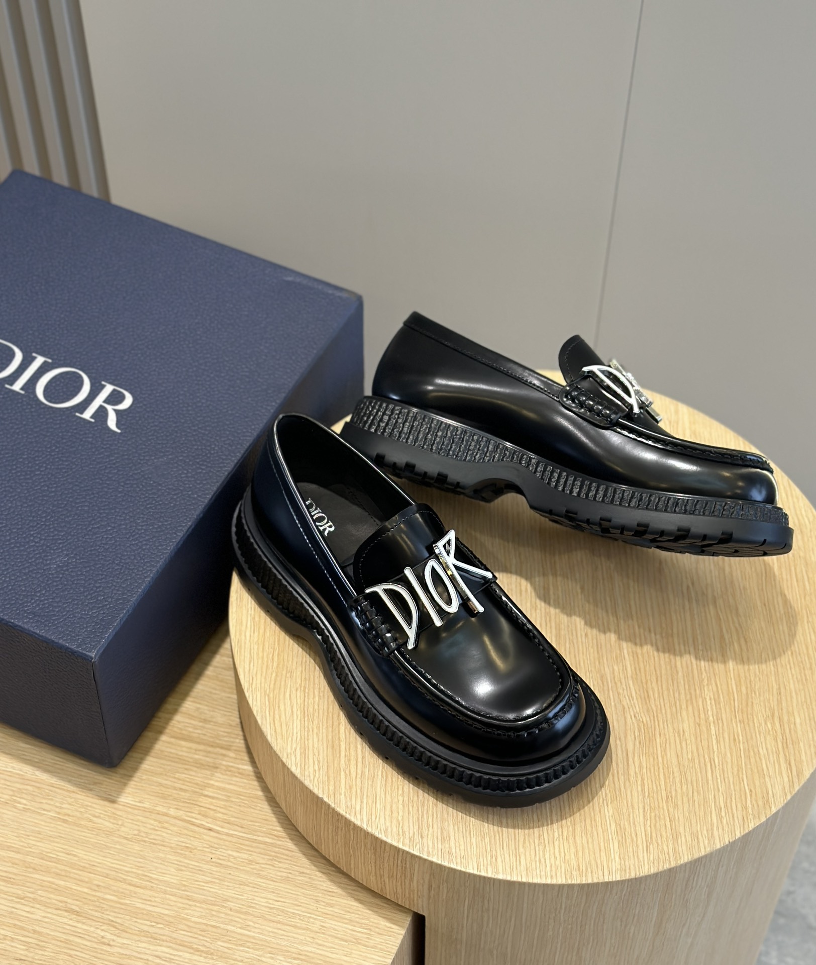Loafers Cow Leather Black L-s
