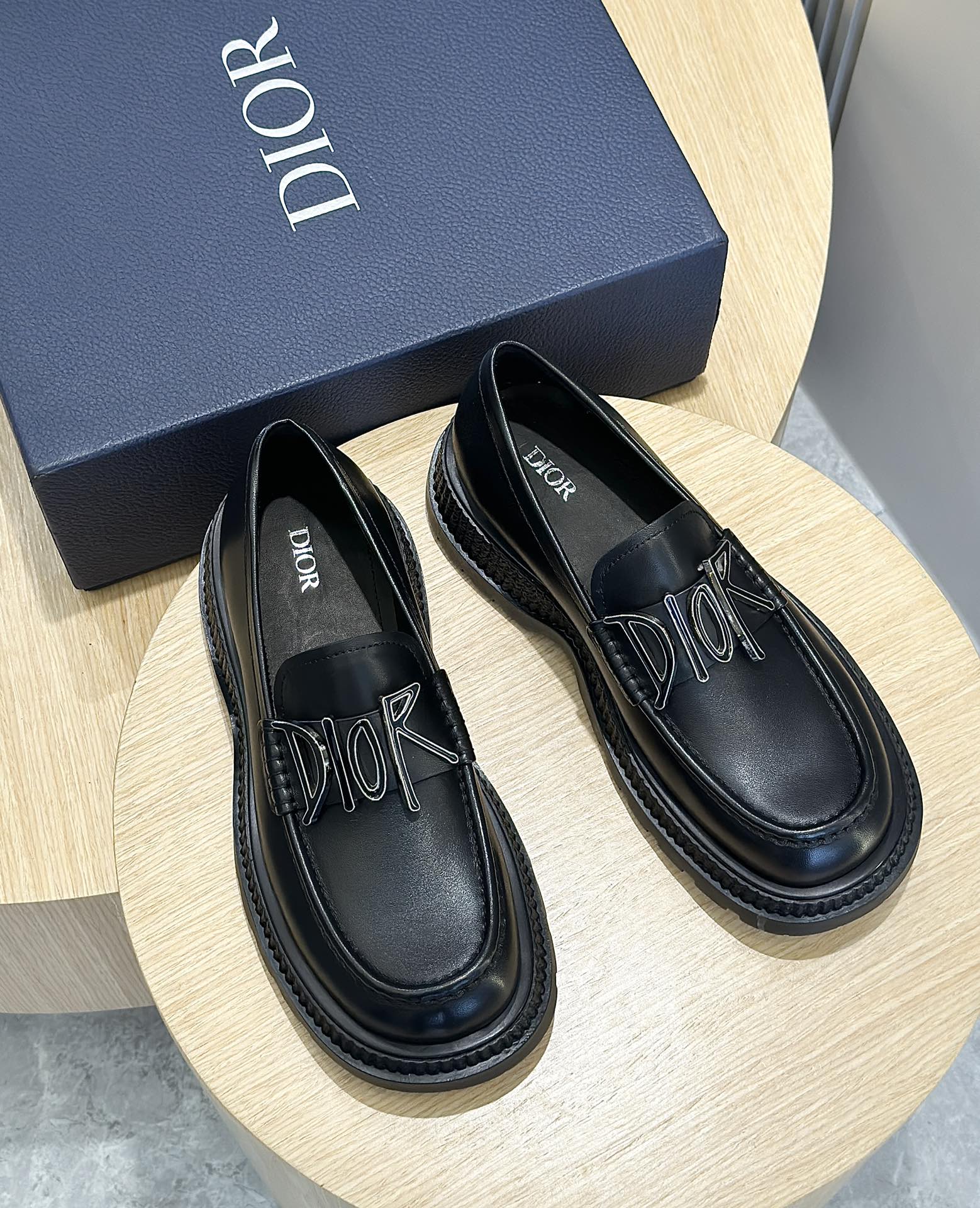 Loafers Cow Leather Black L-s