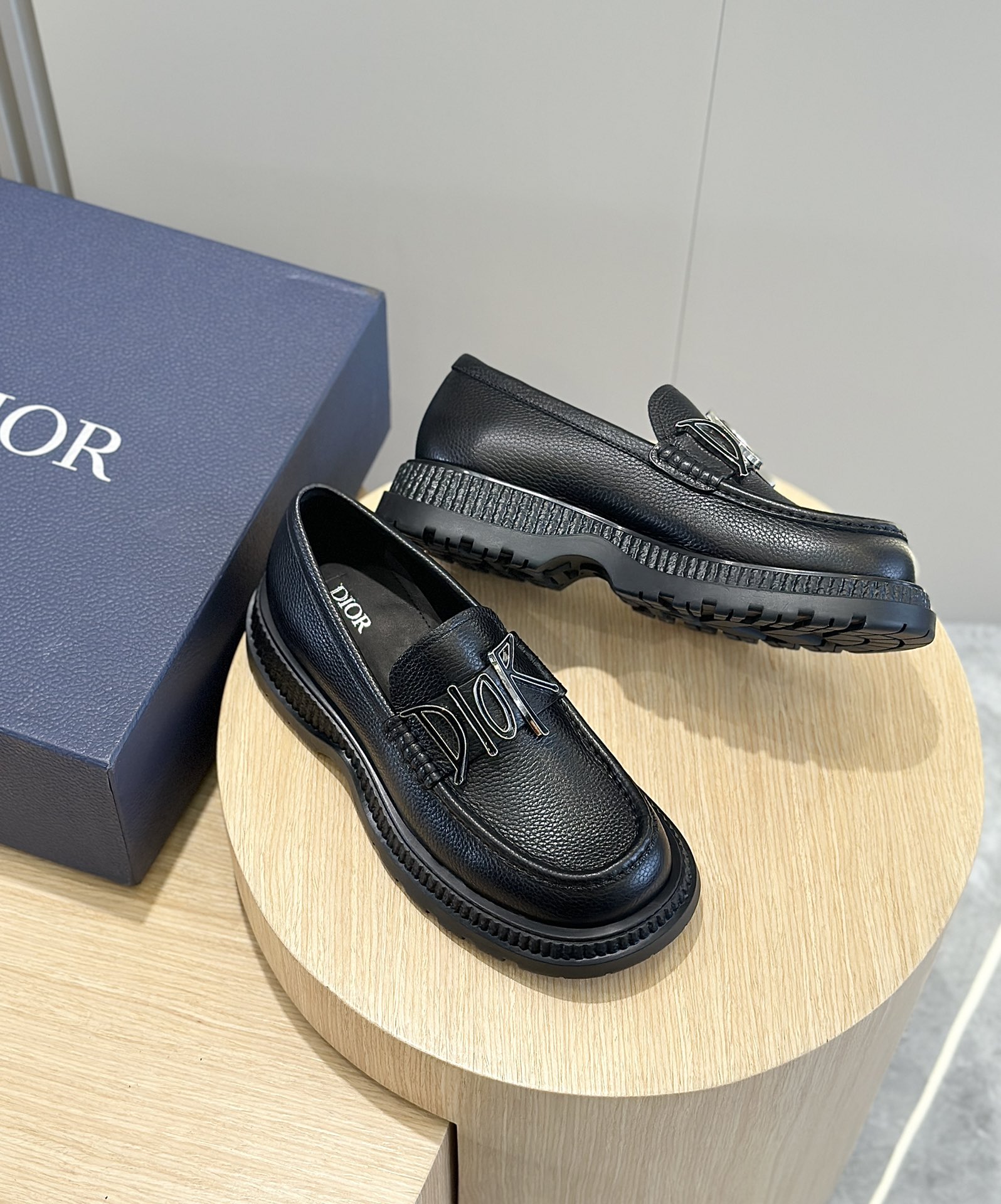 Loafers Cow Leather Black L-s