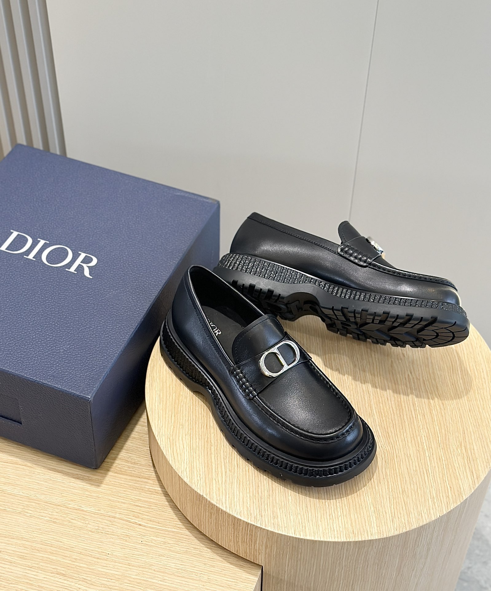 Loafers Cow Leather Black L-s