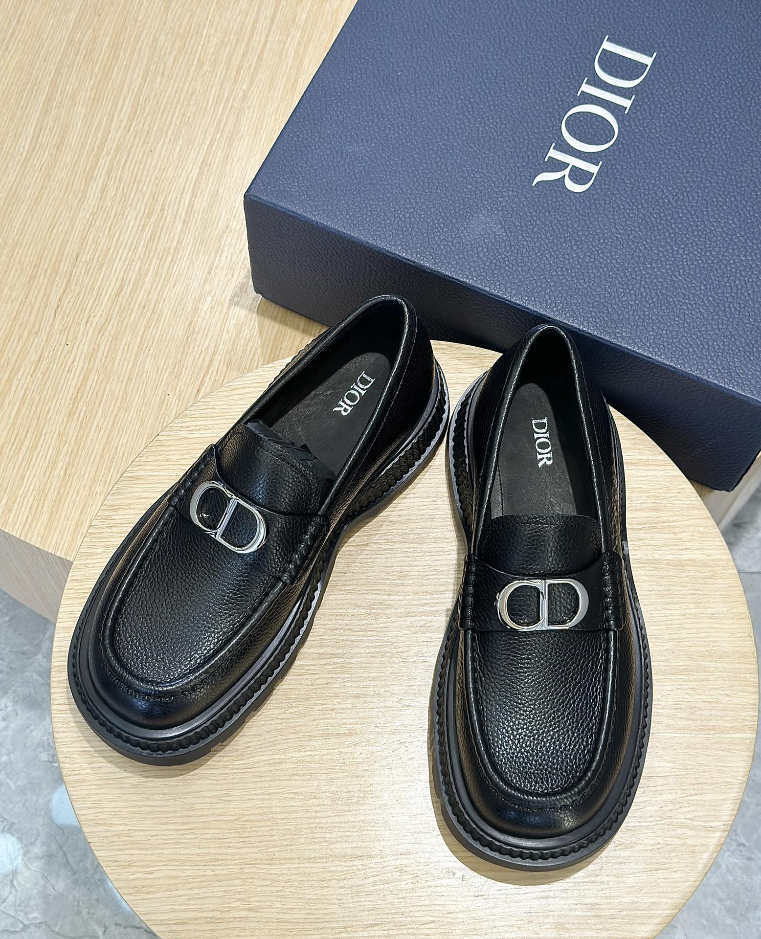 Loafers Cow Leather Black L-s