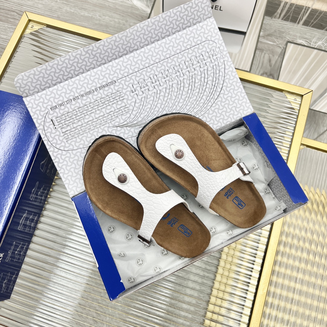 Calvin Klein Male Slippers S