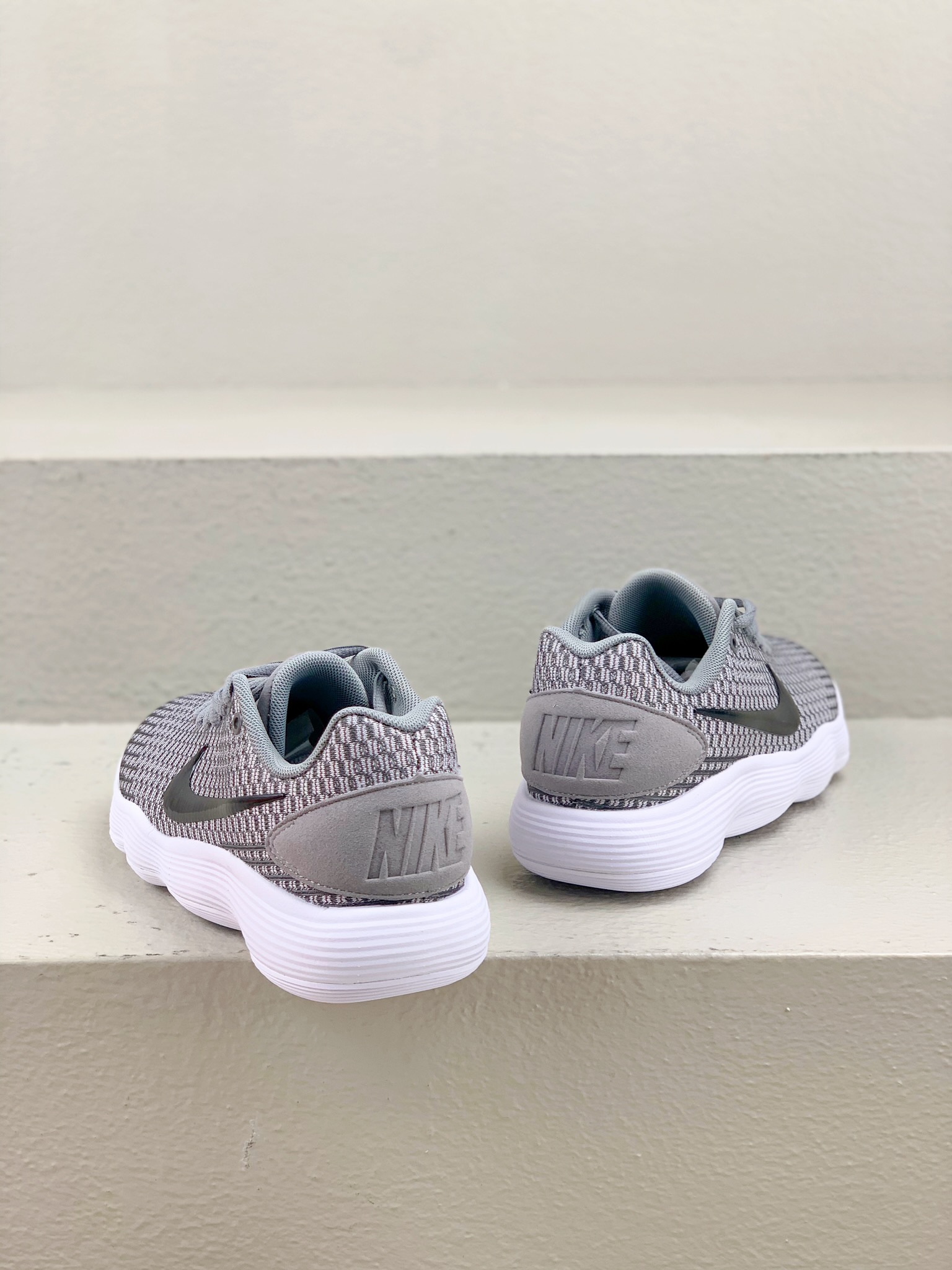 Nike Basic Shoes L-s