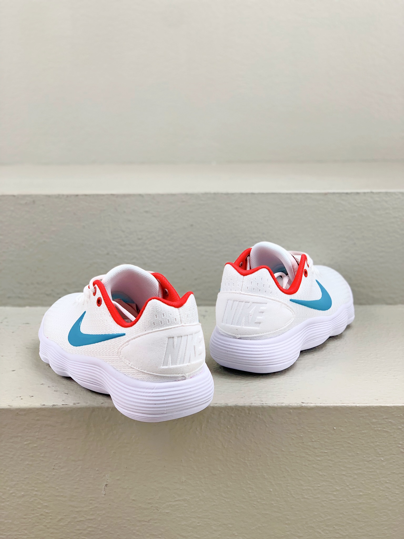 Nike Basic Shoes L-s