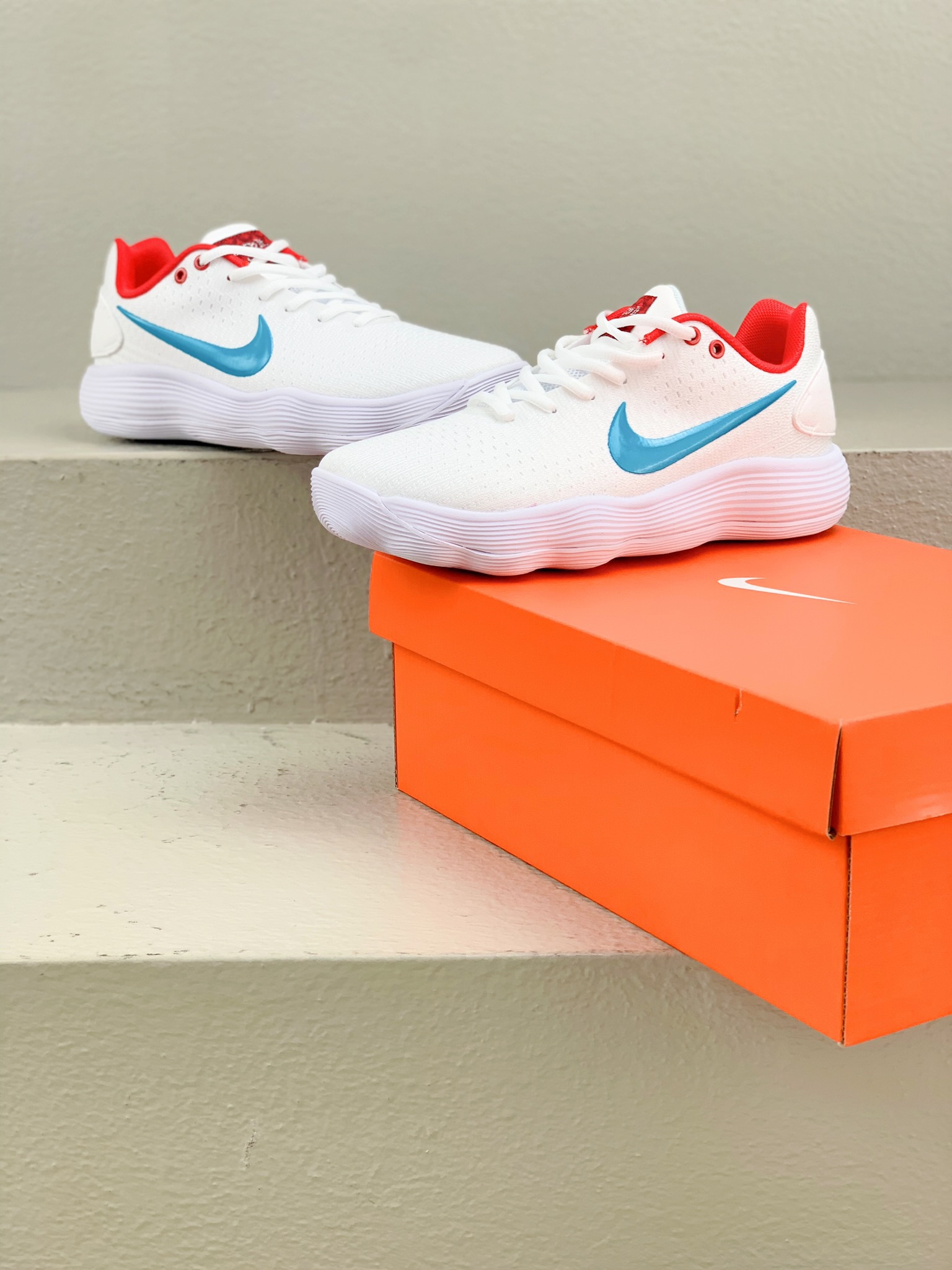 Nike Basic Shoes L-s