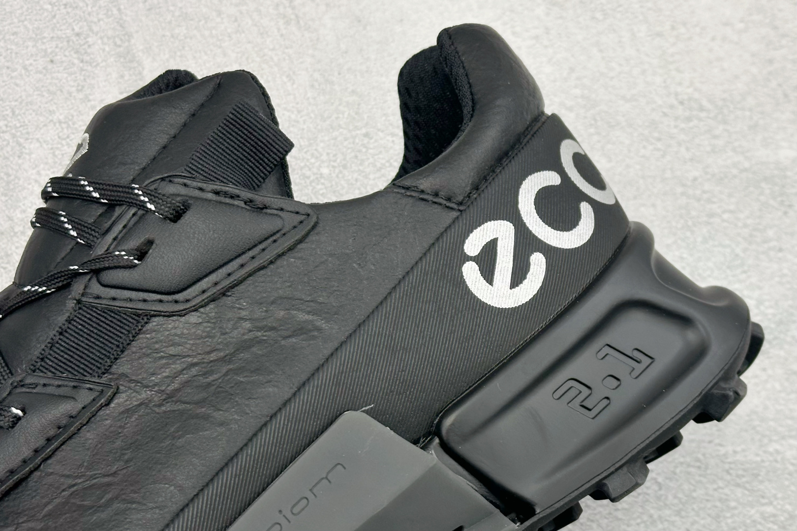 Basic Shoes Breathable M