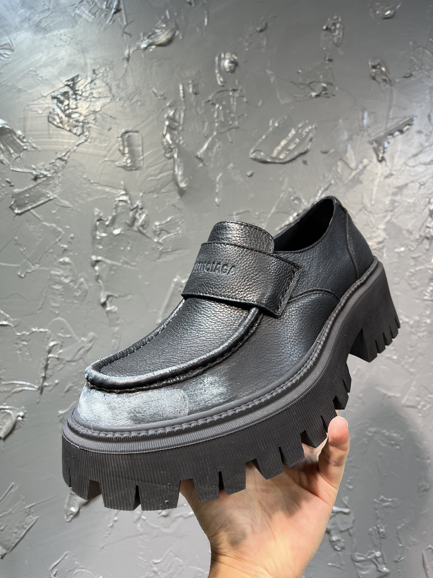 Balenciaga Loafers Cow Leather M-l