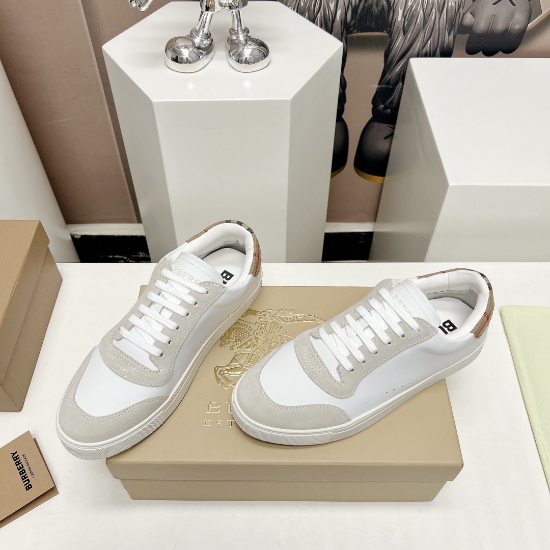 Burberry Male Sneakers M-s