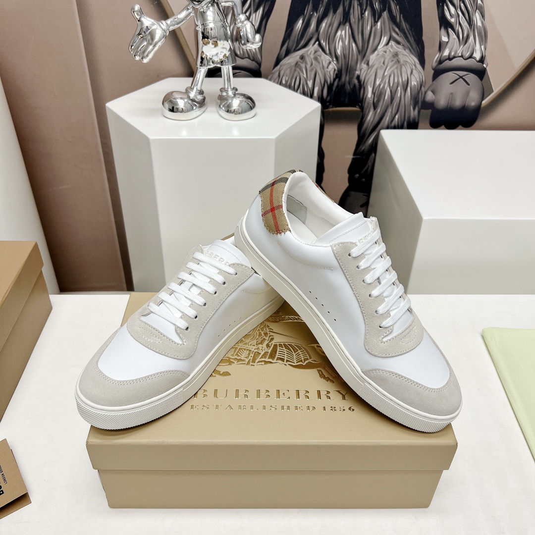 Burberry Male Sneakers M-s