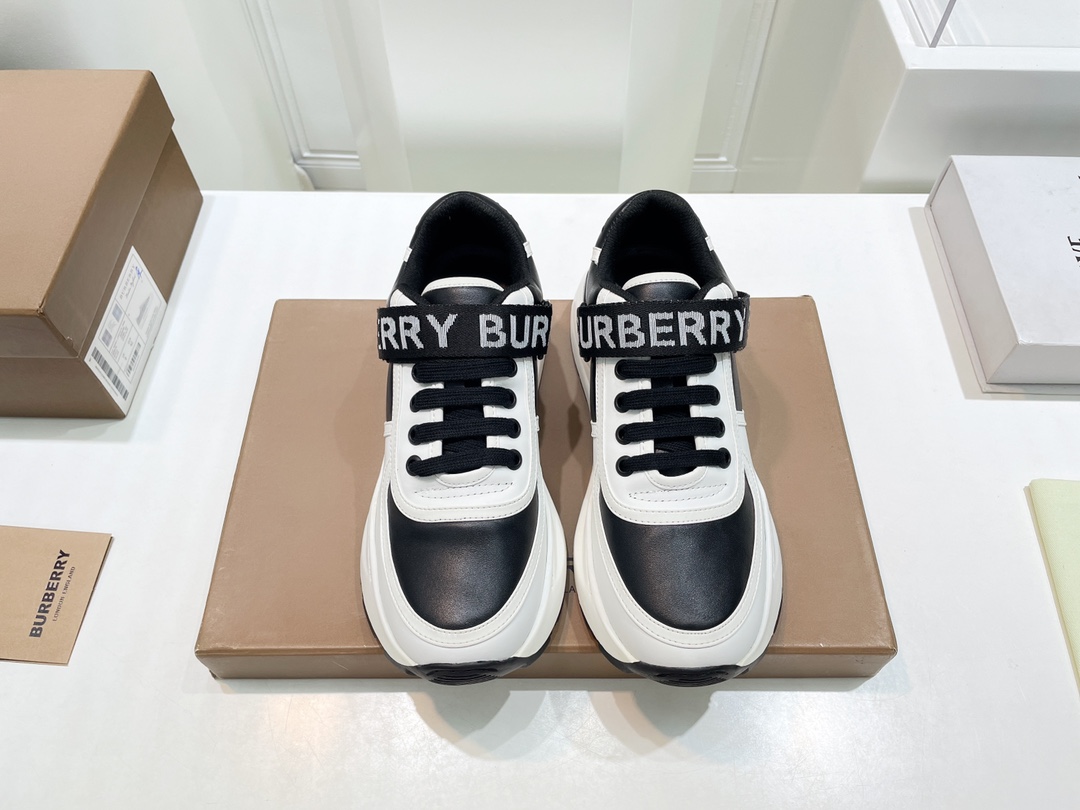 Burberry Male Sneakers Breathable M-s