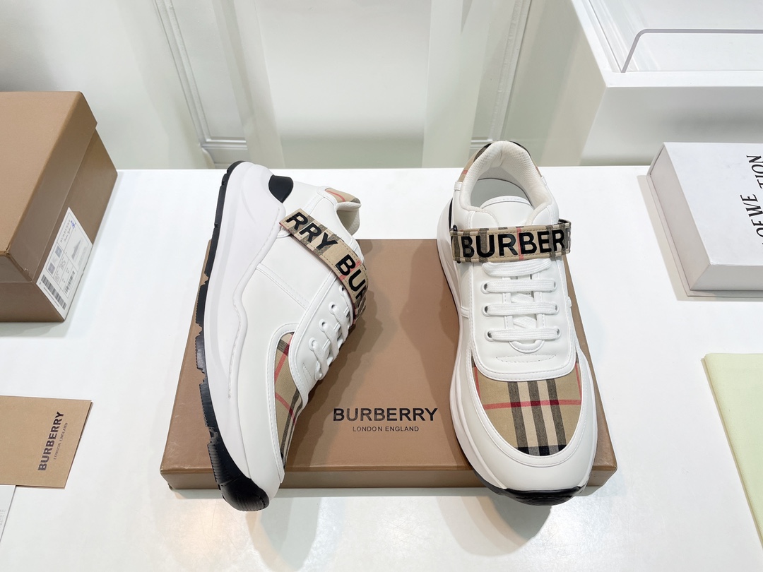 Burberry Male Sneakers Breathable M-s
