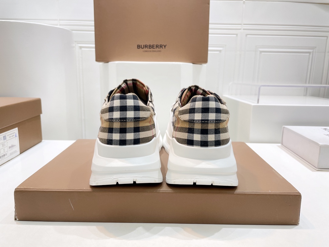 Burberry Male Sneakers Breathable M-s