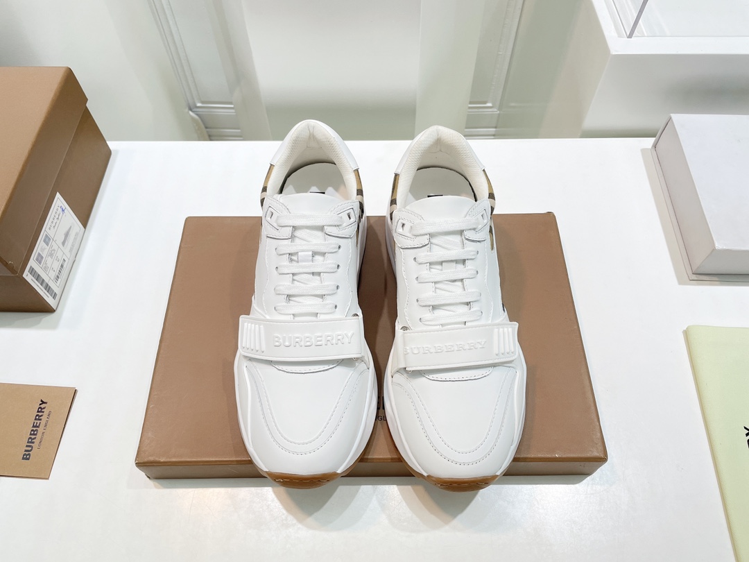 Burberry Male Sneakers Breathable M-s