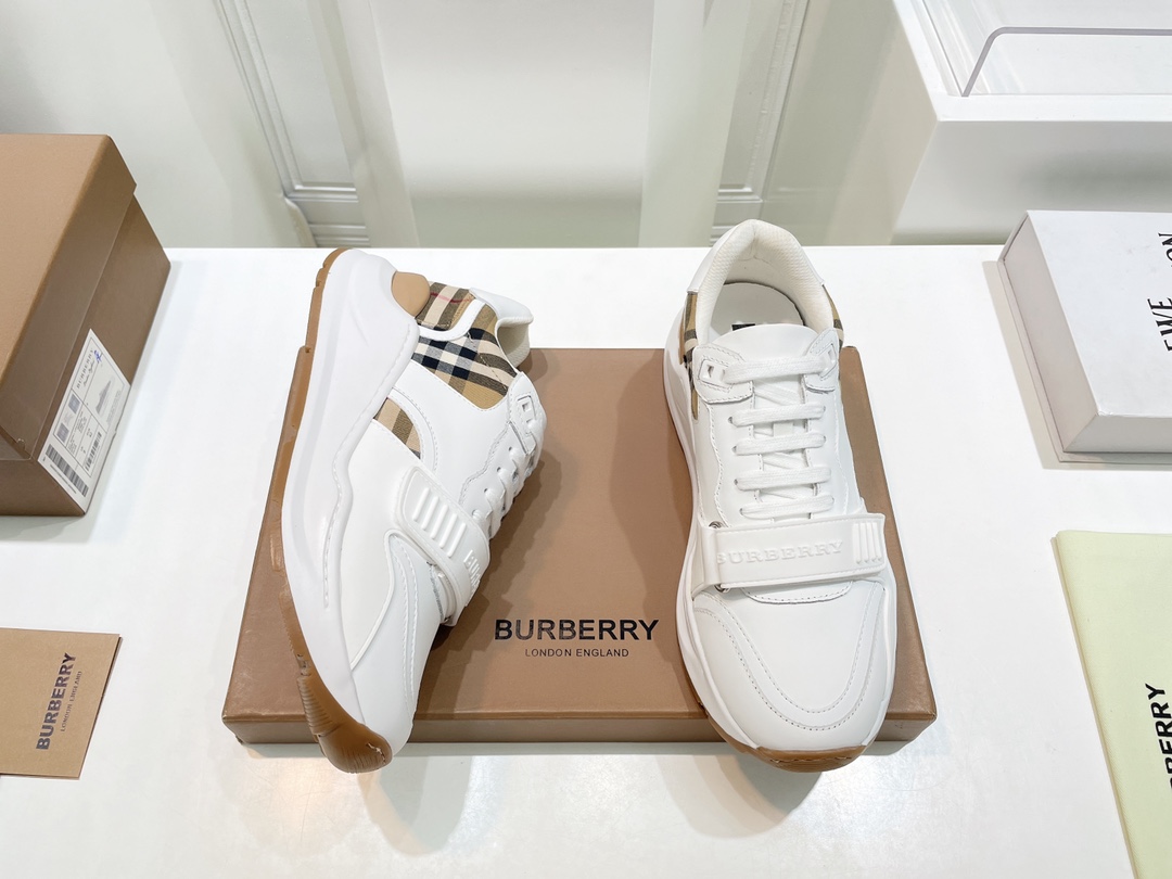 Burberry Male Sneakers Breathable M-s