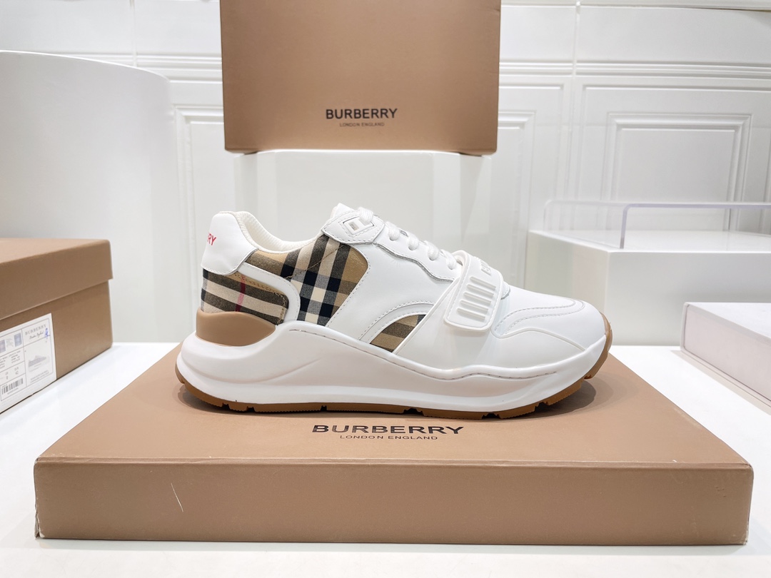 Burberry Male Sneakers Breathable M-s
