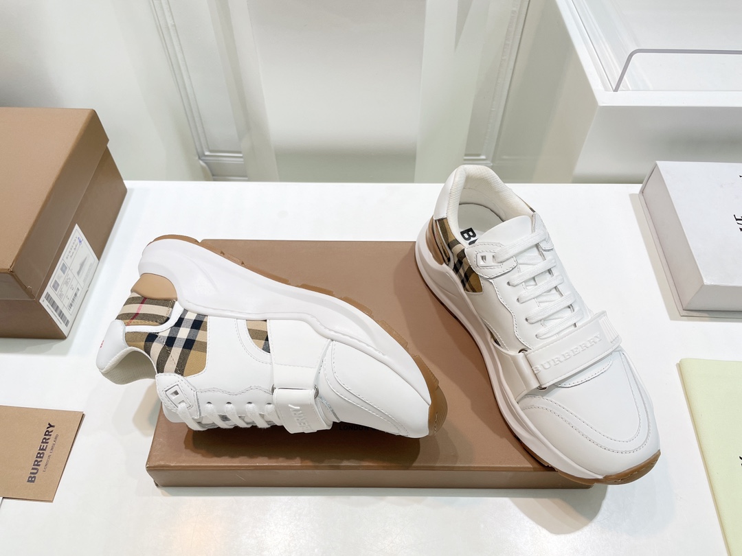 Burberry Male Sneakers Breathable M-s