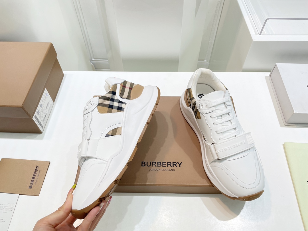 Burberry Male Sneakers Breathable M-s