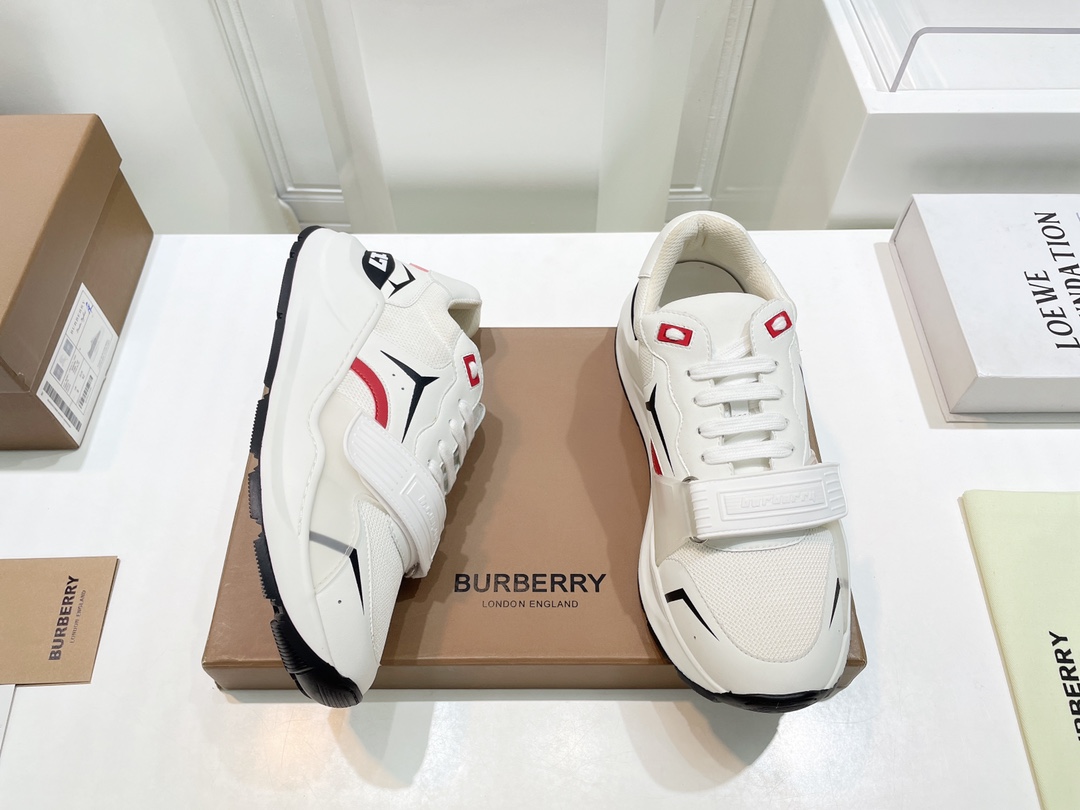 Burberry Male Sneakers Breathable M-s