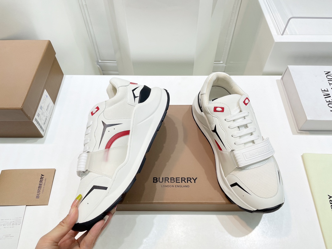 Burberry Male Sneakers Breathable M-s