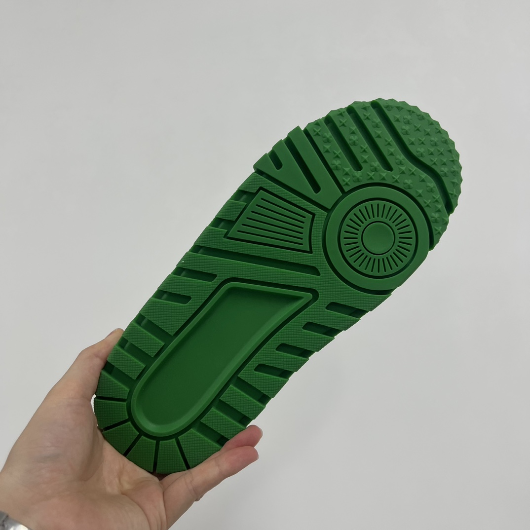 Basic Shoes