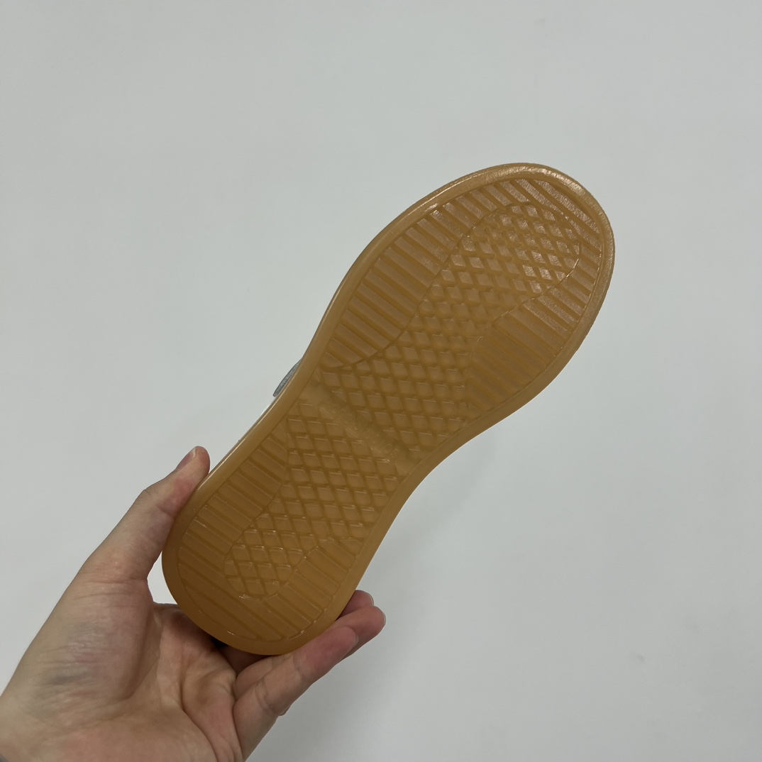 Basic Shoes S