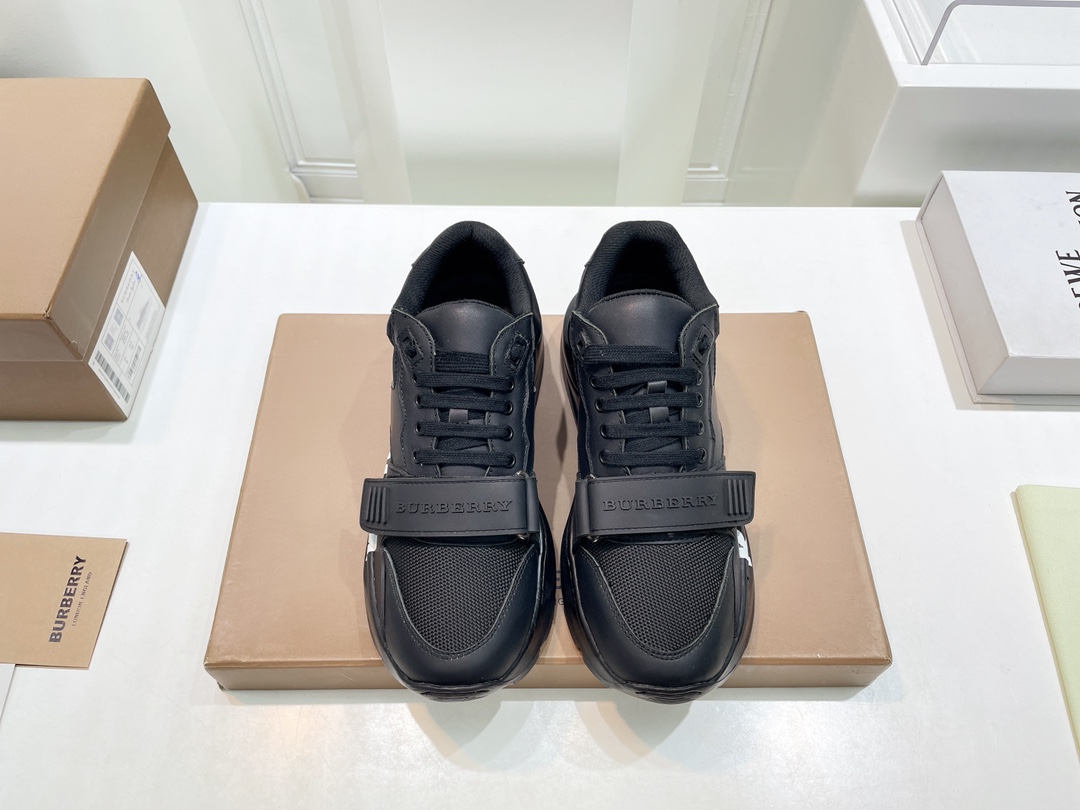 Burberry Male Sneakers Breathable M-s