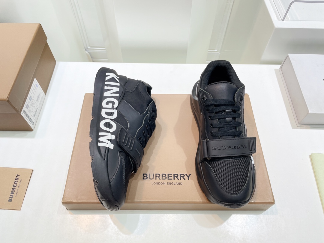 Burberry Male Sneakers Breathable M-s