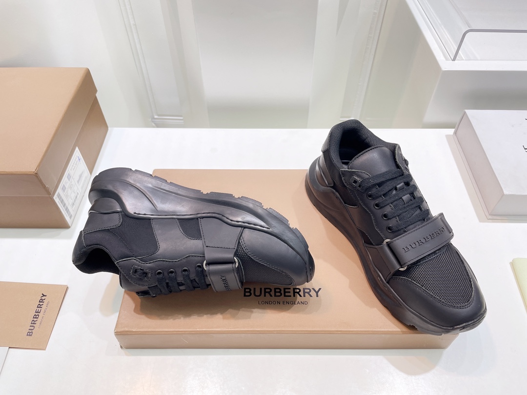 Burberry Male Sneakers Breathable M-s