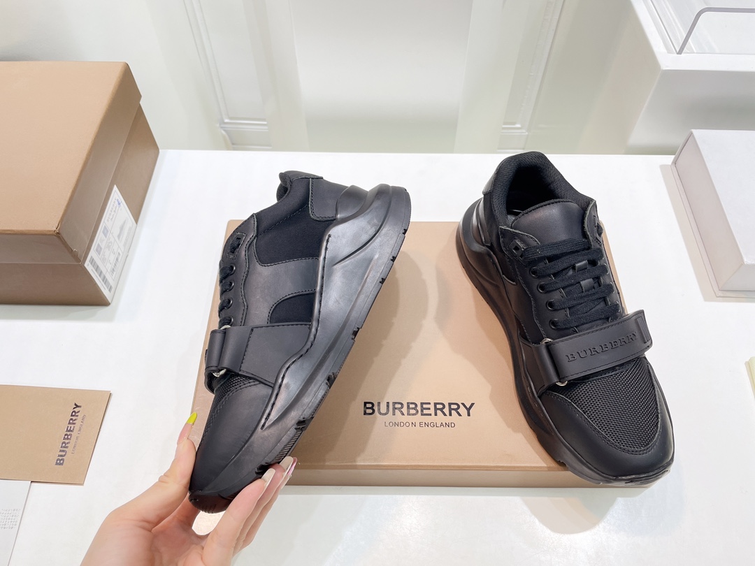 Burberry Male Sneakers Breathable M-s