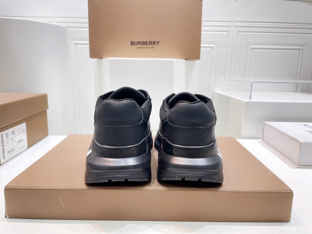 Burberry Male Sneakers Breathable M-s