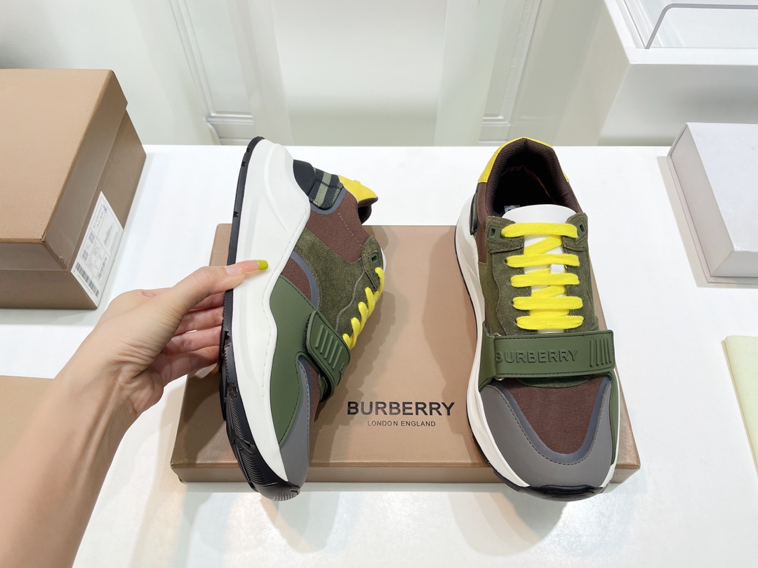 Burberry Male Sneakers Breathable M-s