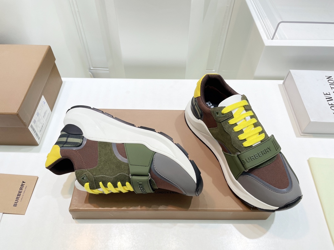 Burberry Male Sneakers Breathable M-s