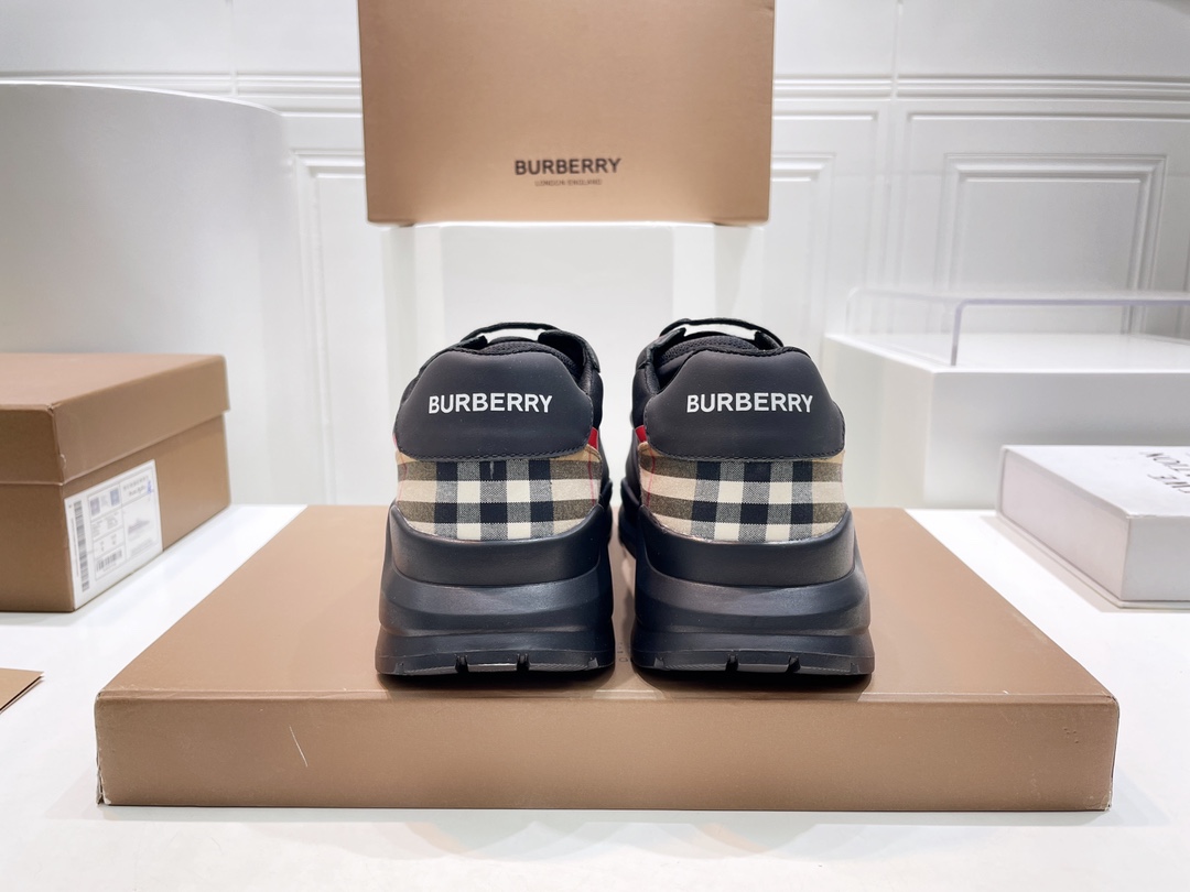Burberry Male Sneakers Breathable M-s