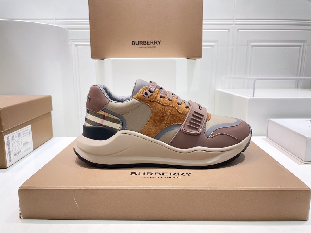 Burberry Male Sneakers Breathable M-s