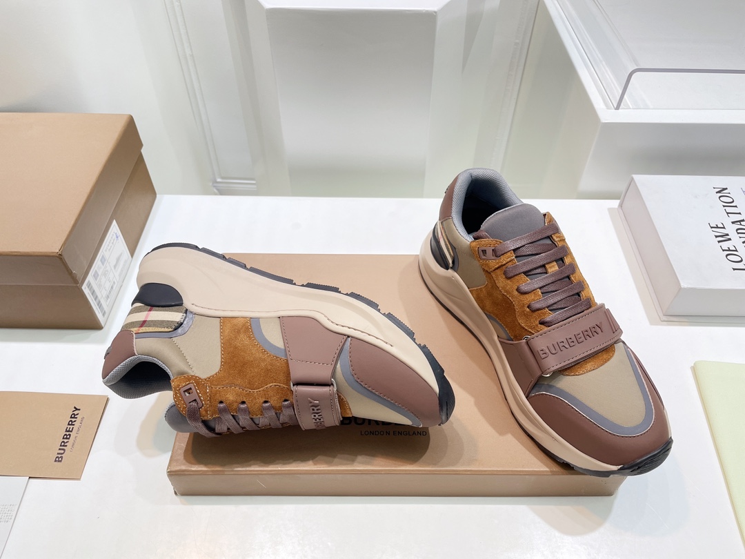 Burberry Male Sneakers Breathable M-s
