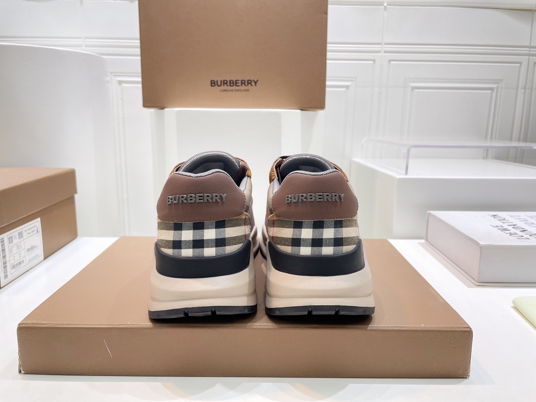 Burberry Male Sneakers Breathable M-s