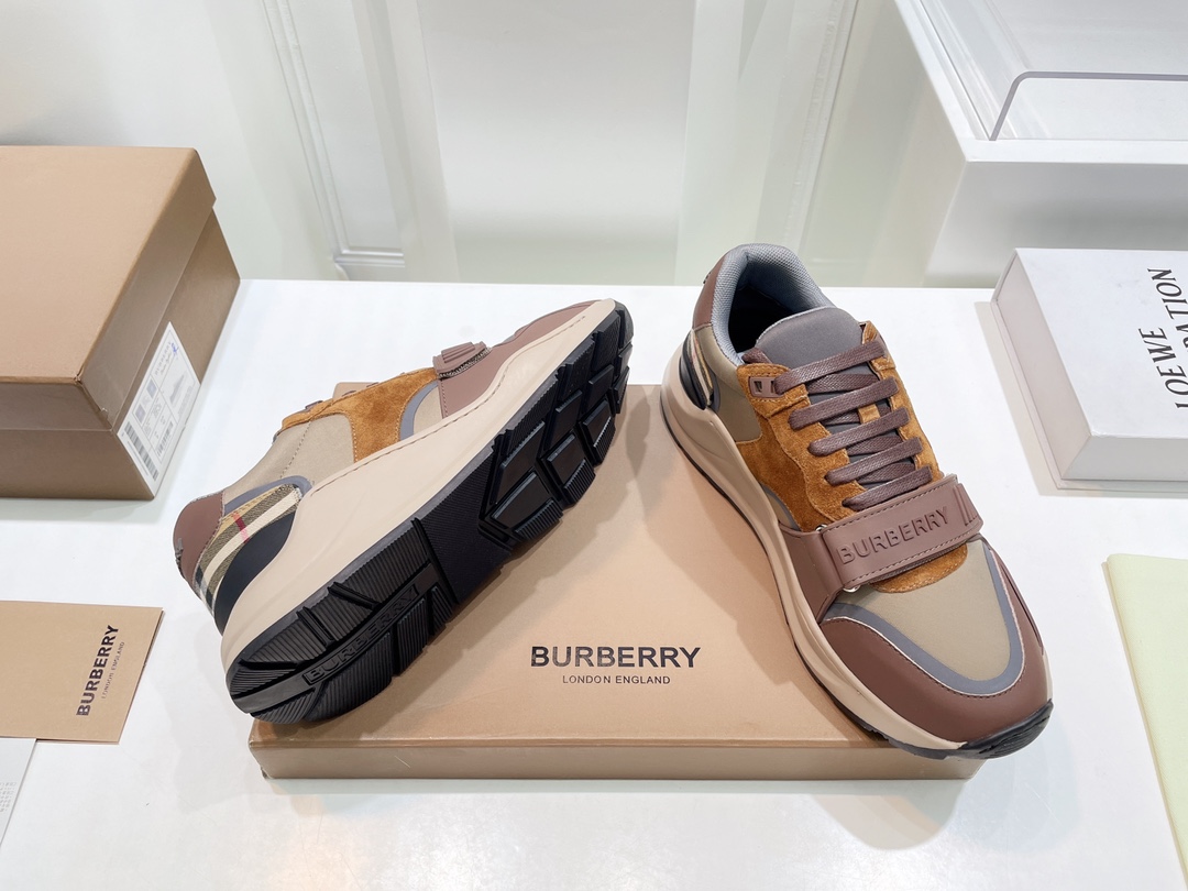 Burberry Male Sneakers Breathable M-s