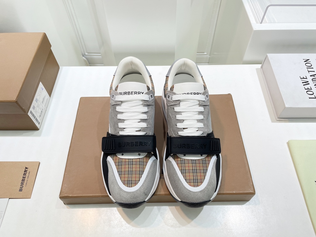 Burberry Male Sneakers Breathable M-s