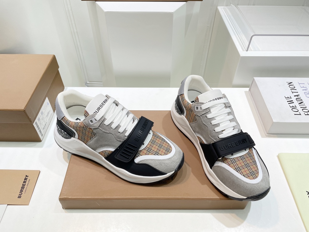 Burberry Male Sneakers Breathable M-s