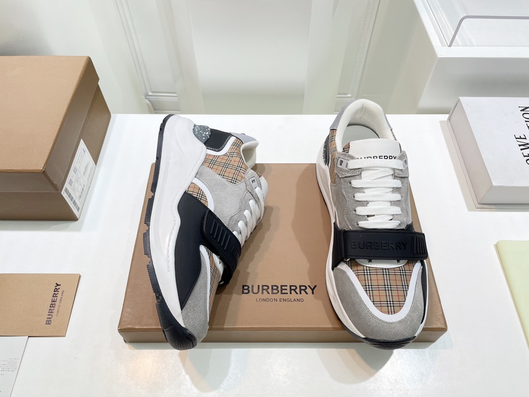 Burberry Male Sneakers Breathable M-s