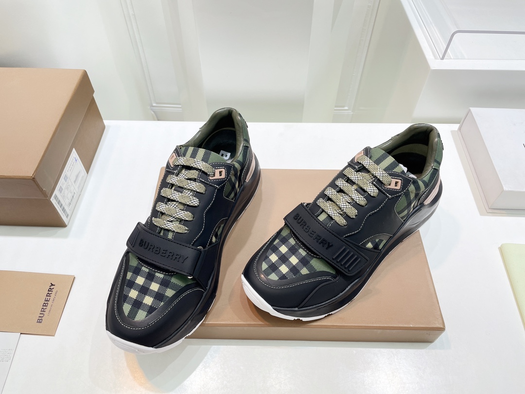 Burberry Male Sneakers Breathable M-s