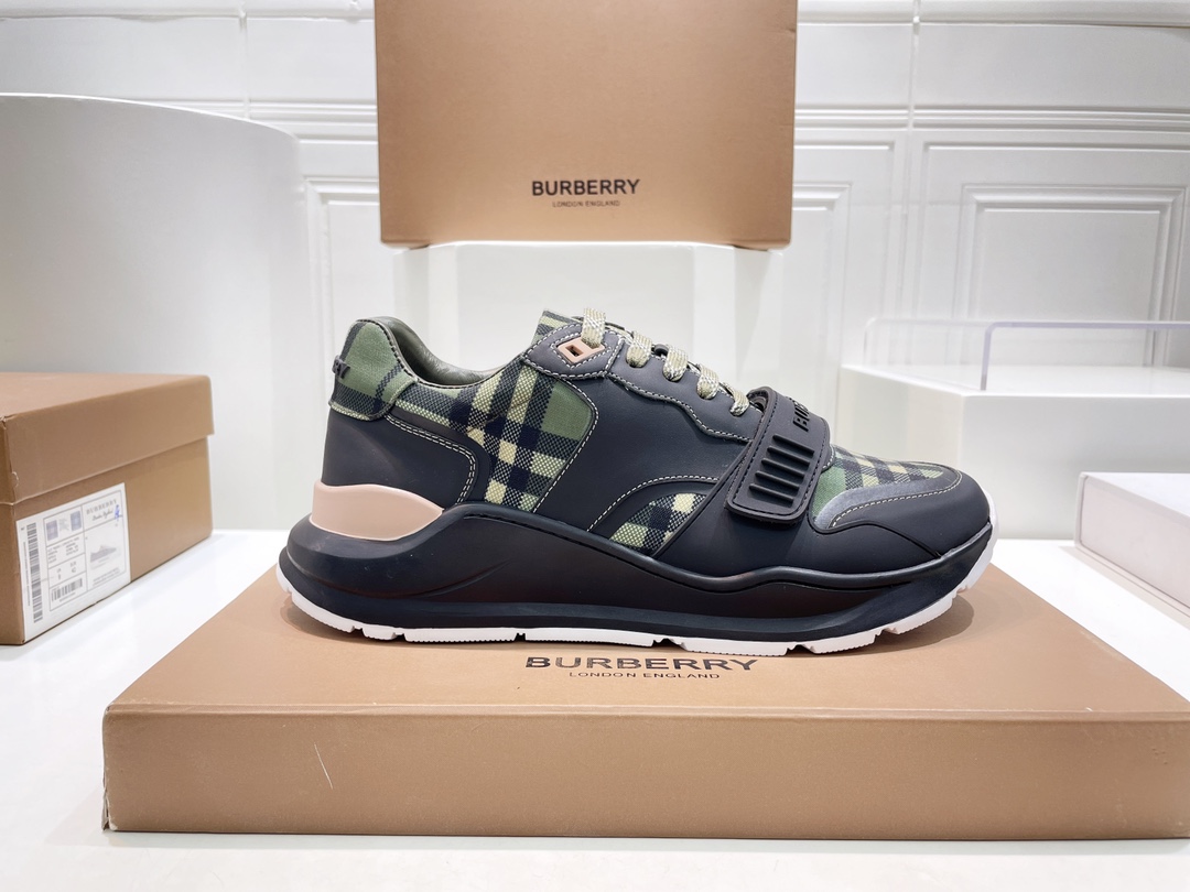 Burberry Male Sneakers Breathable M-s