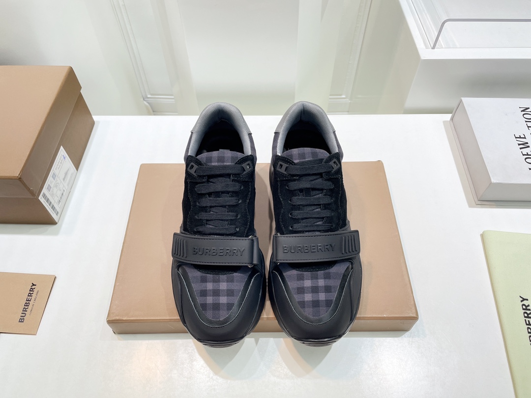 Burberry Male Sneakers Breathable M-s