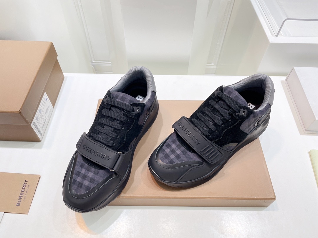 Burberry Male Sneakers Breathable M-s
