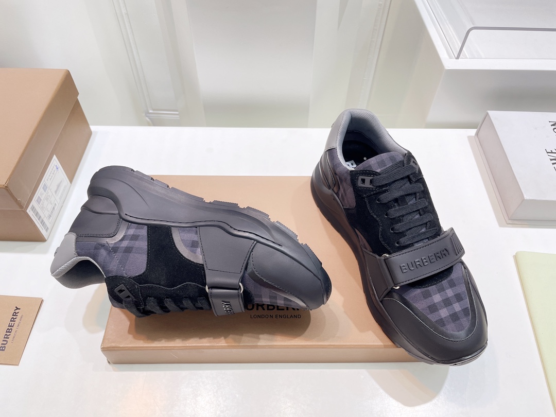Burberry Male Sneakers Breathable M-s