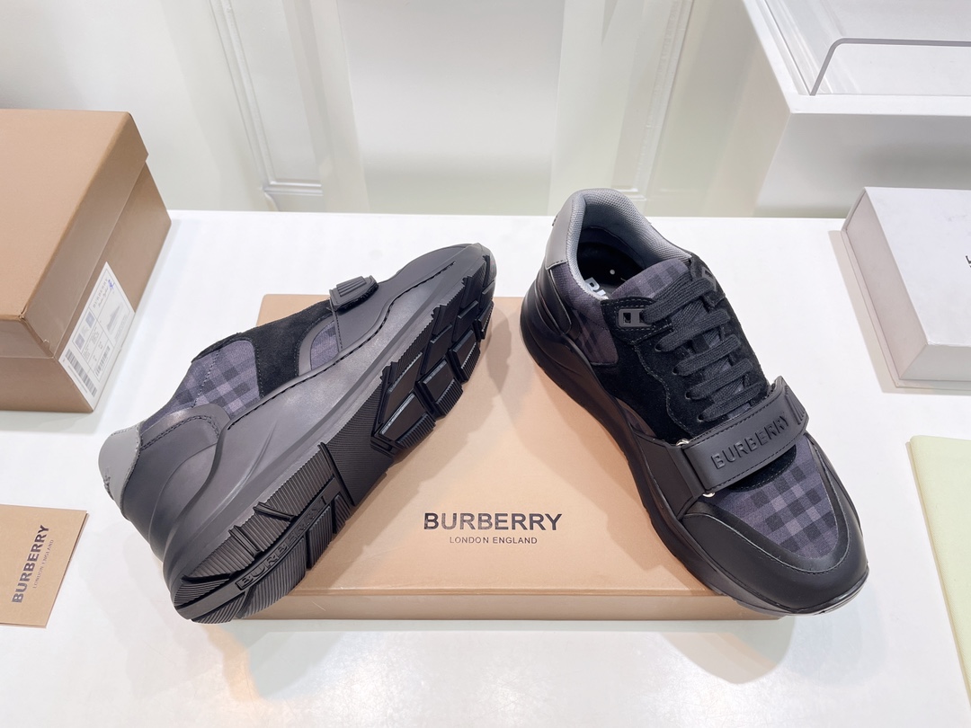 Burberry Male Sneakers Breathable M-s