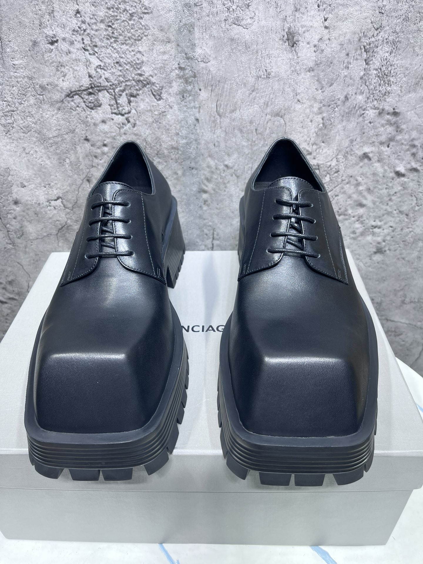 Male Basic Shoes M