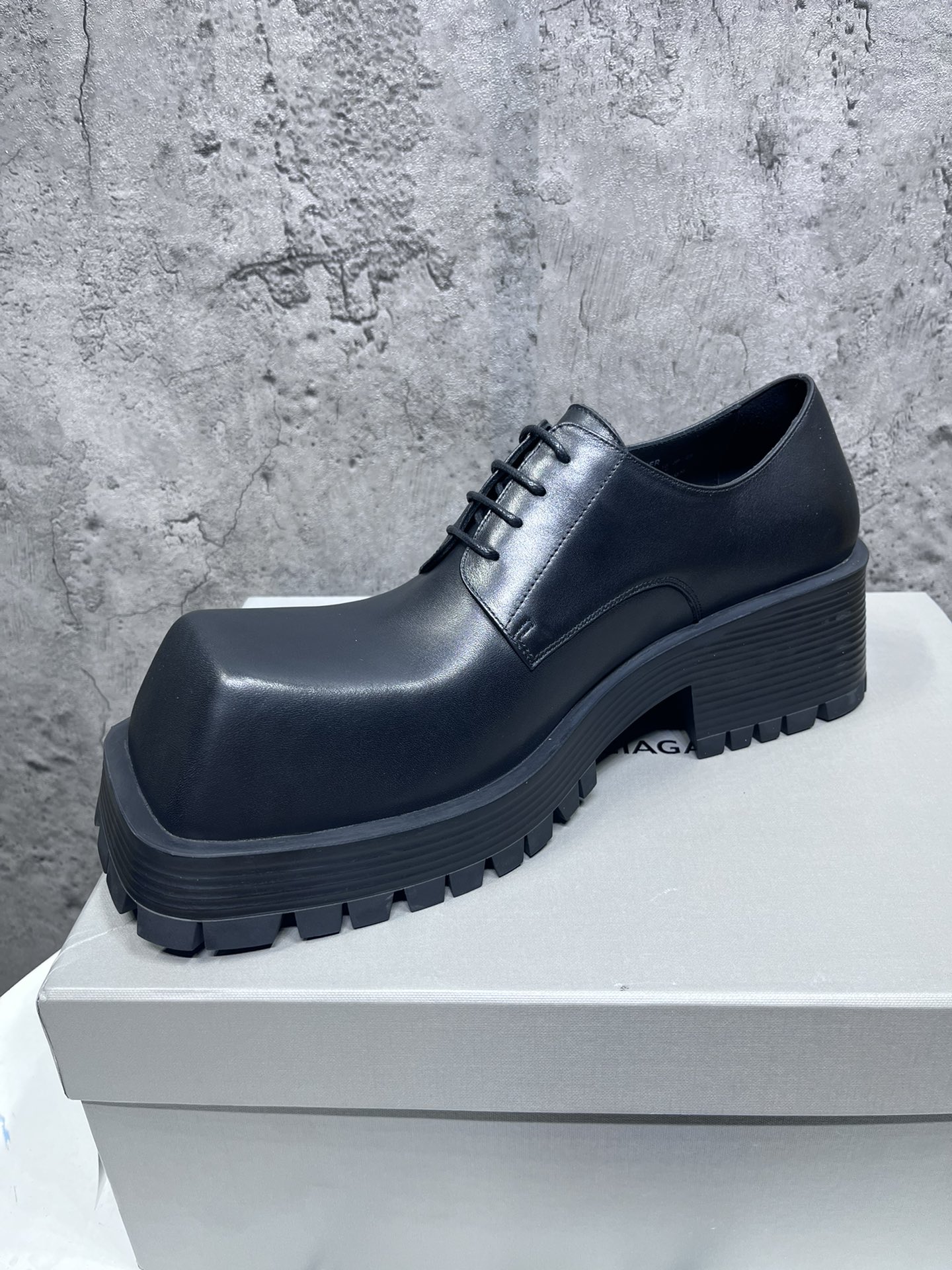 Male Basic Shoes M