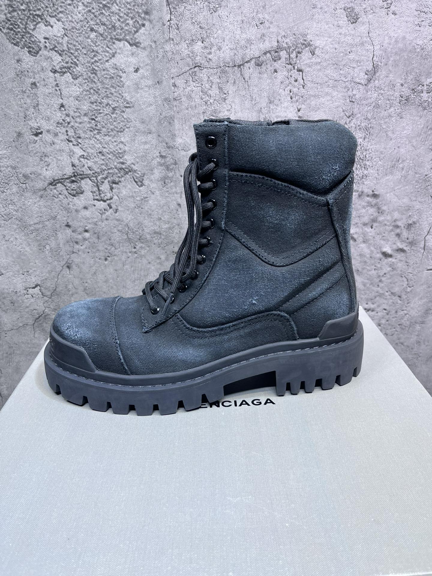 Basic Shoes Black 46-l